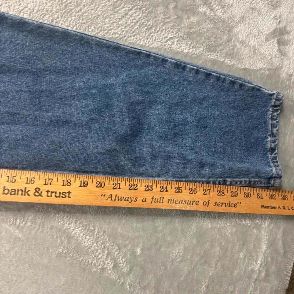 Levi's 550 Jeans Mens 38x32 Blue Relaxed Fit Tapered Leg Medium Wash Made in USA